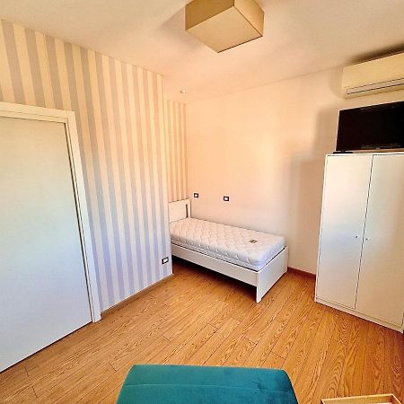 Seaside Suite Чивитавекия Екстериор снимка