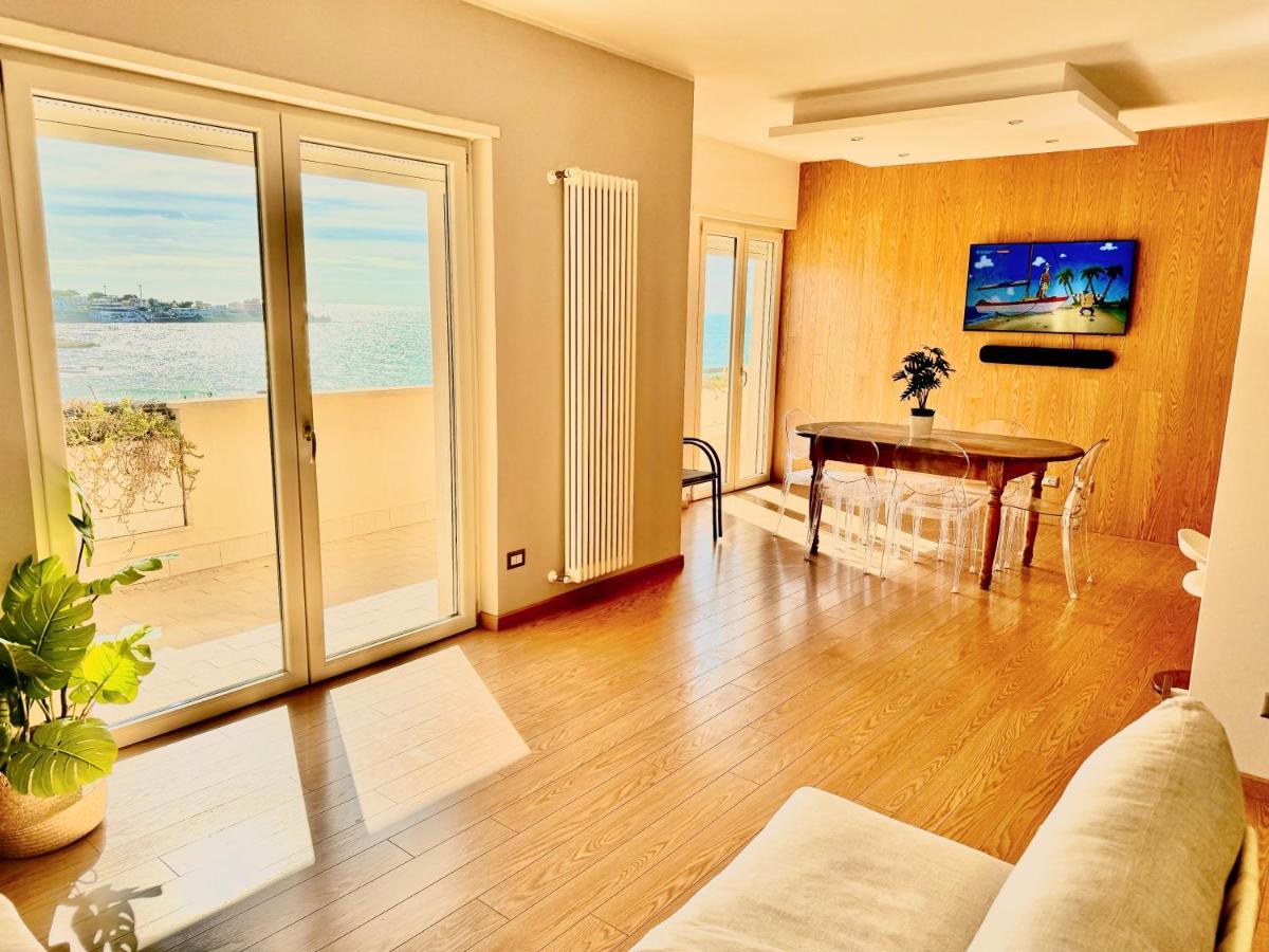 Seaside Suite Чивитавекия Екстериор снимка