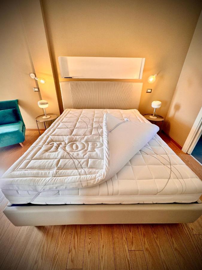 Seaside Suite Чивитавекия Екстериор снимка