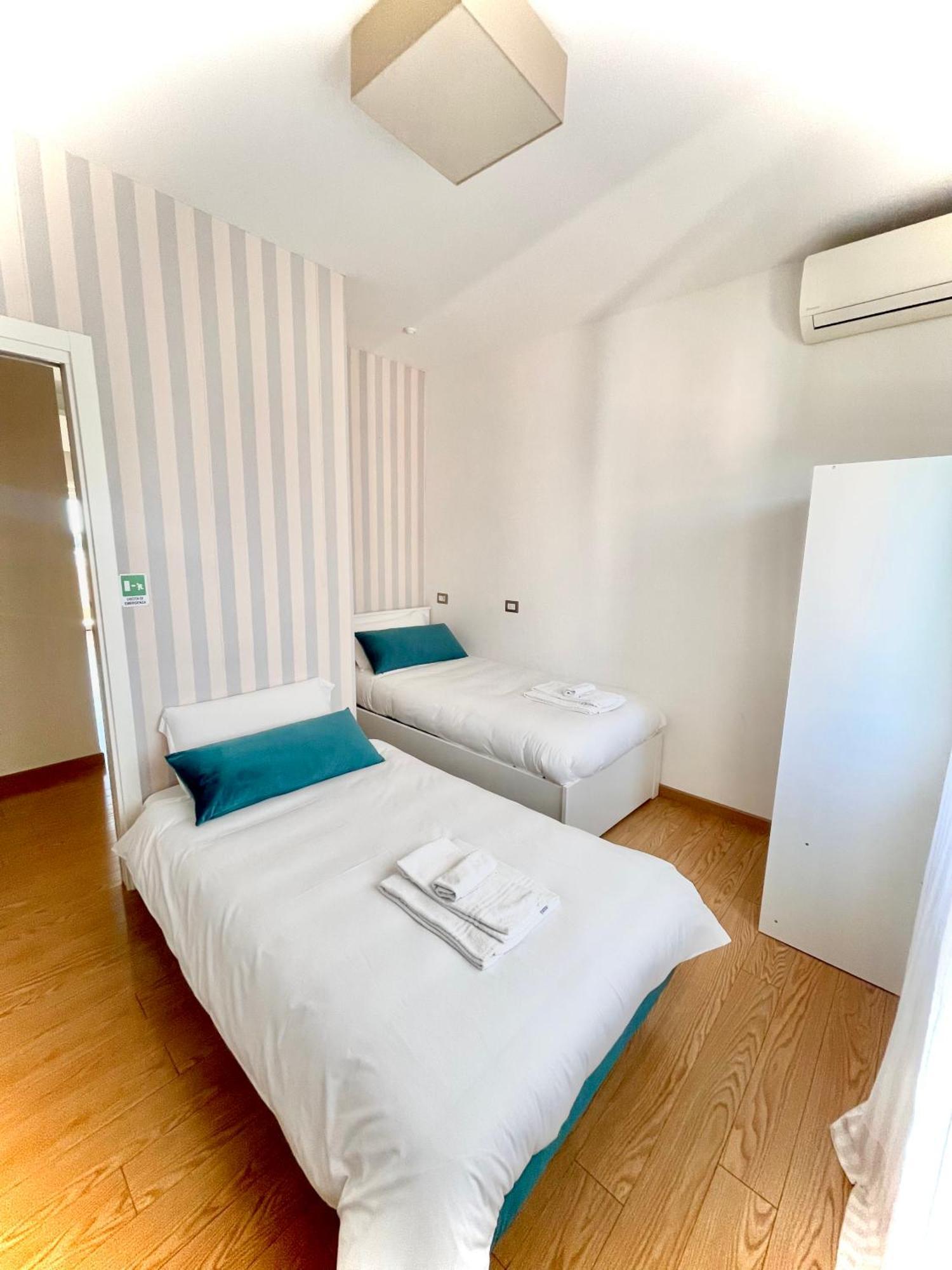 Seaside Suite Чивитавекия Екстериор снимка